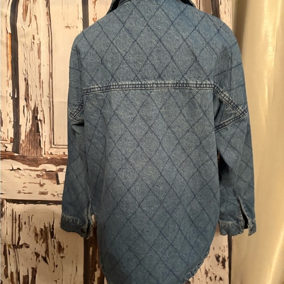 Celebrity Pink Quilted Jacket - Picture 2 of 4